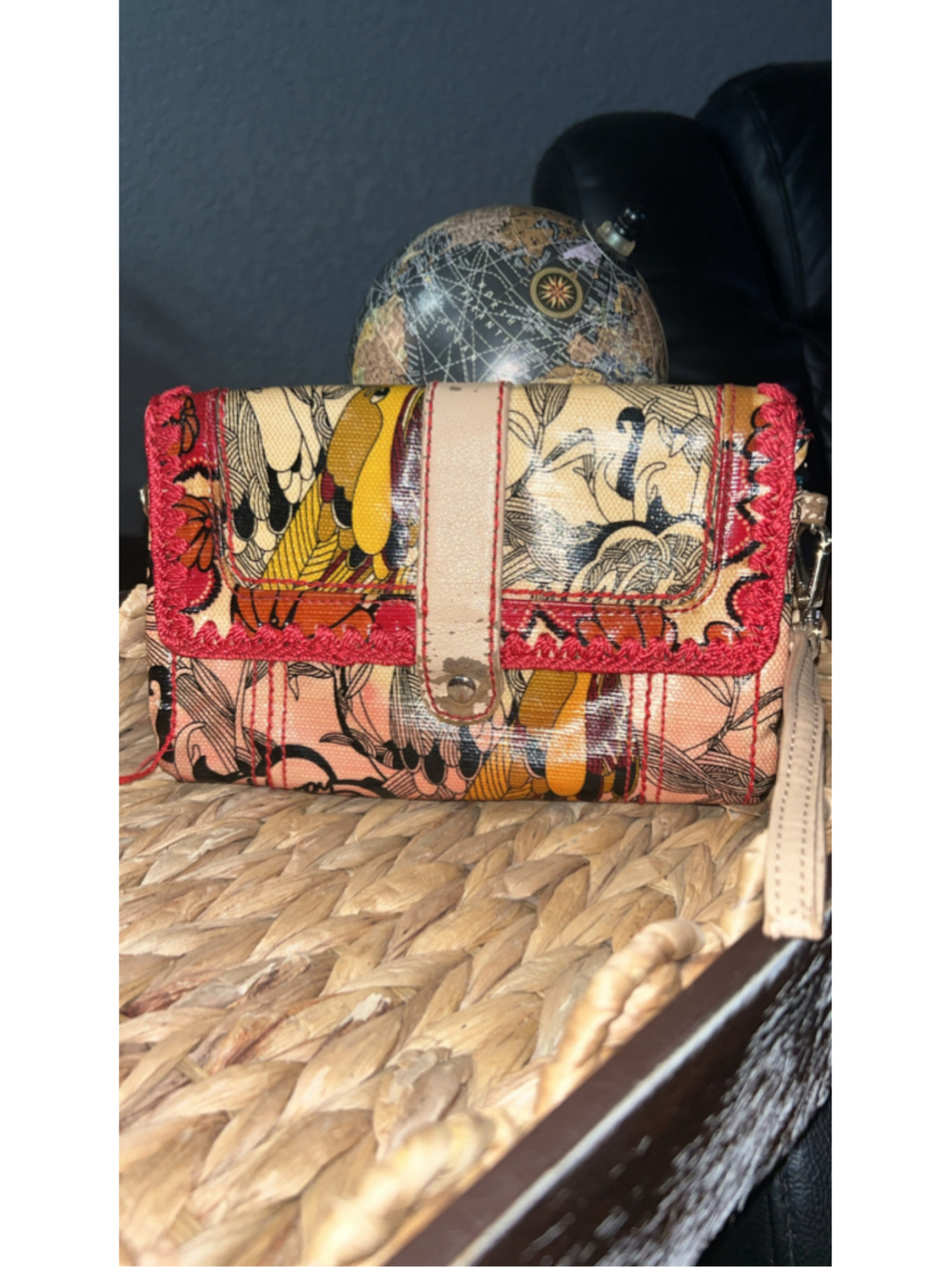 Women's Sakroots Clutch Wristlet One Size Beige Red Floral Pattern